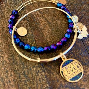 ALEX AND ANI WONDER WOMAN Truth Love Justice' Charm Bangle Set Blue-Purple Beads